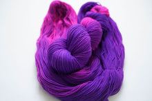 Load image into Gallery viewer, Breaking Princess