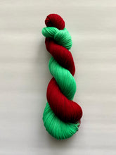 Load image into Gallery viewer, Dog House