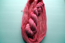 Load image into Gallery viewer, Holly White