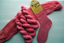 Load image into Gallery viewer, Holly White